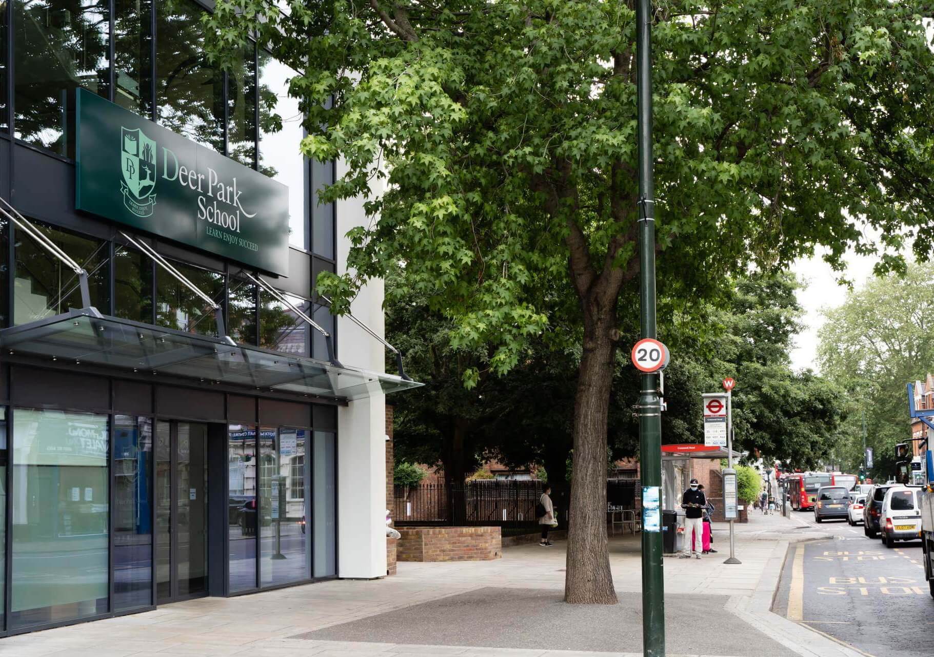 Photograph of Deer Park School